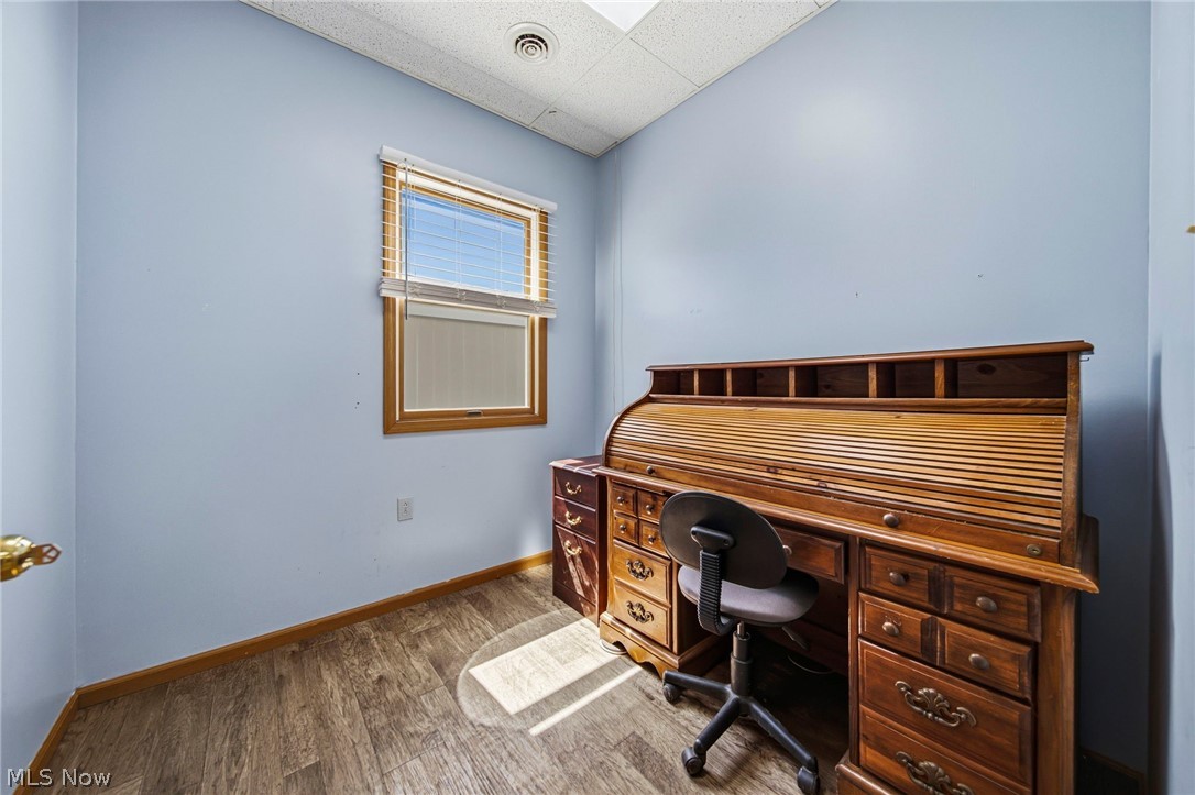 184 E Walnut Street Property Photo 18