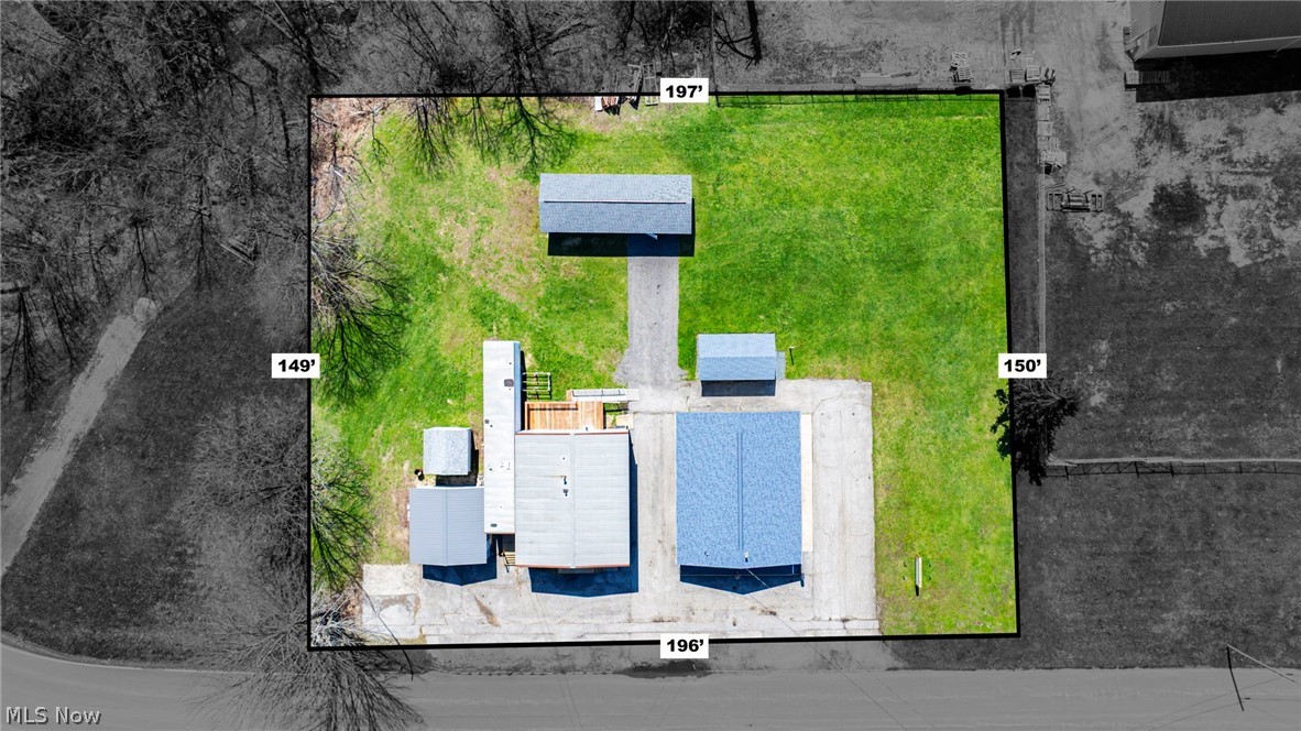 184 E Walnut Street Property Photo 46