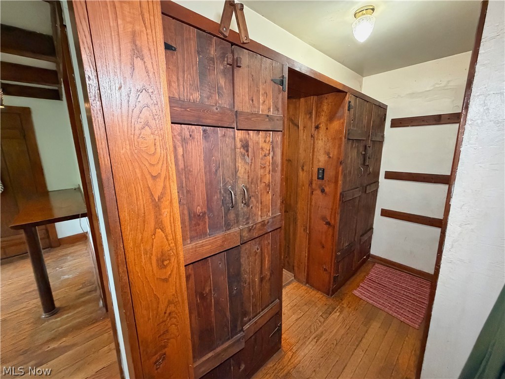 16213 Park Way Property Photo 28