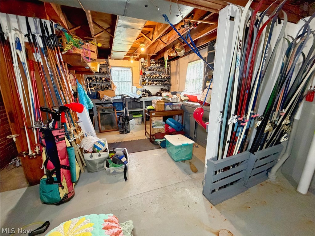 16213 Park Way Property Photo 43