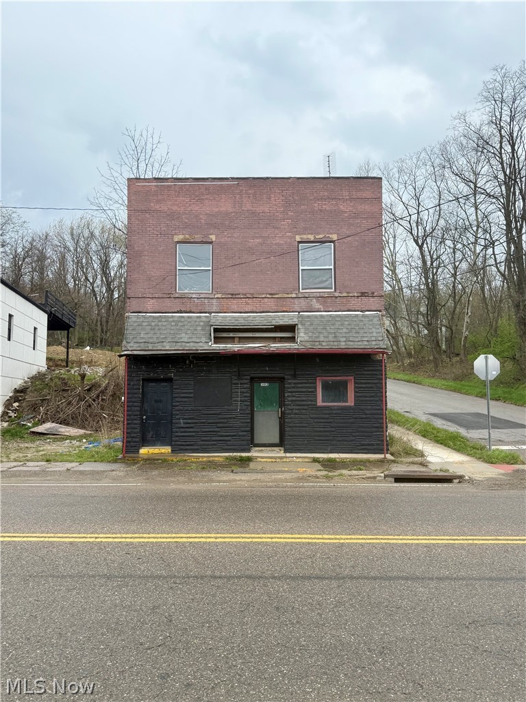 3008 Wilson Avenue Property Photo 1