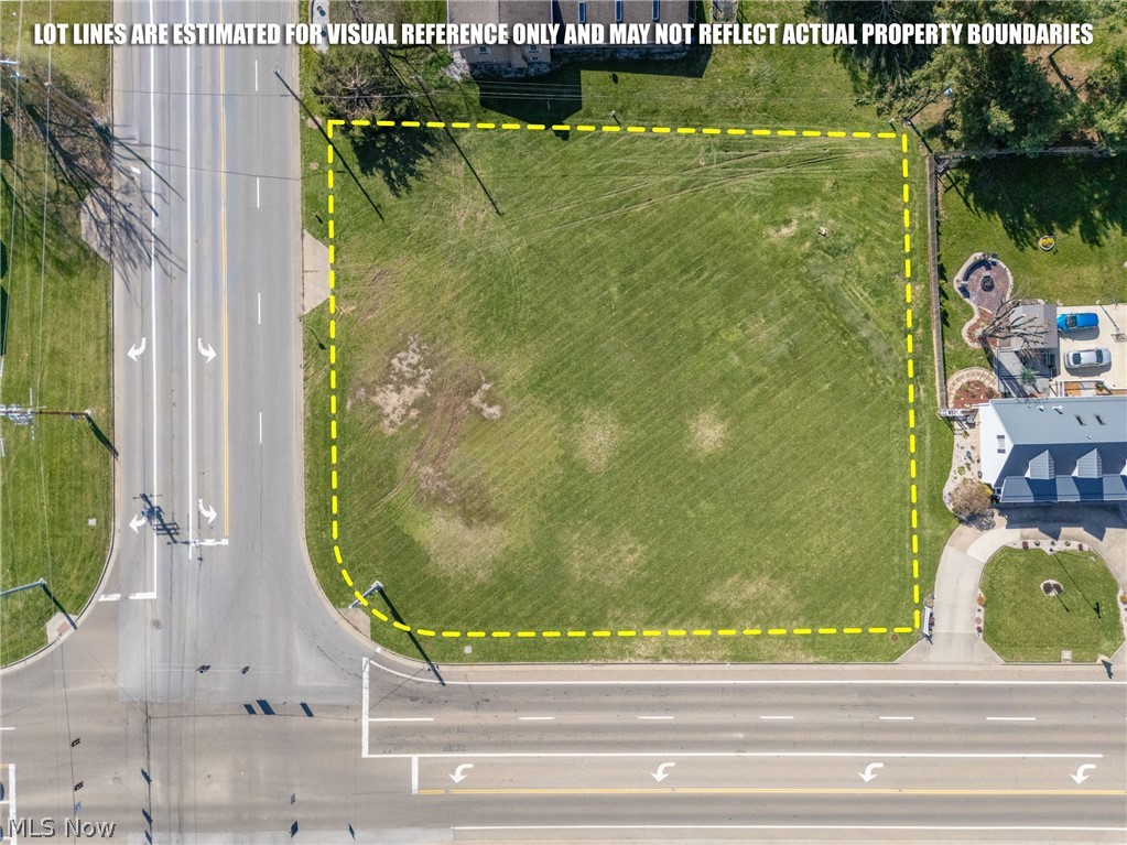 7395 Market Avenue N Property Photo 1