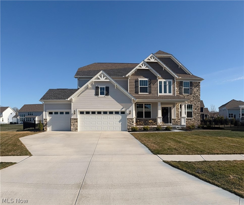 509 Forecastle Court Property Photo 1