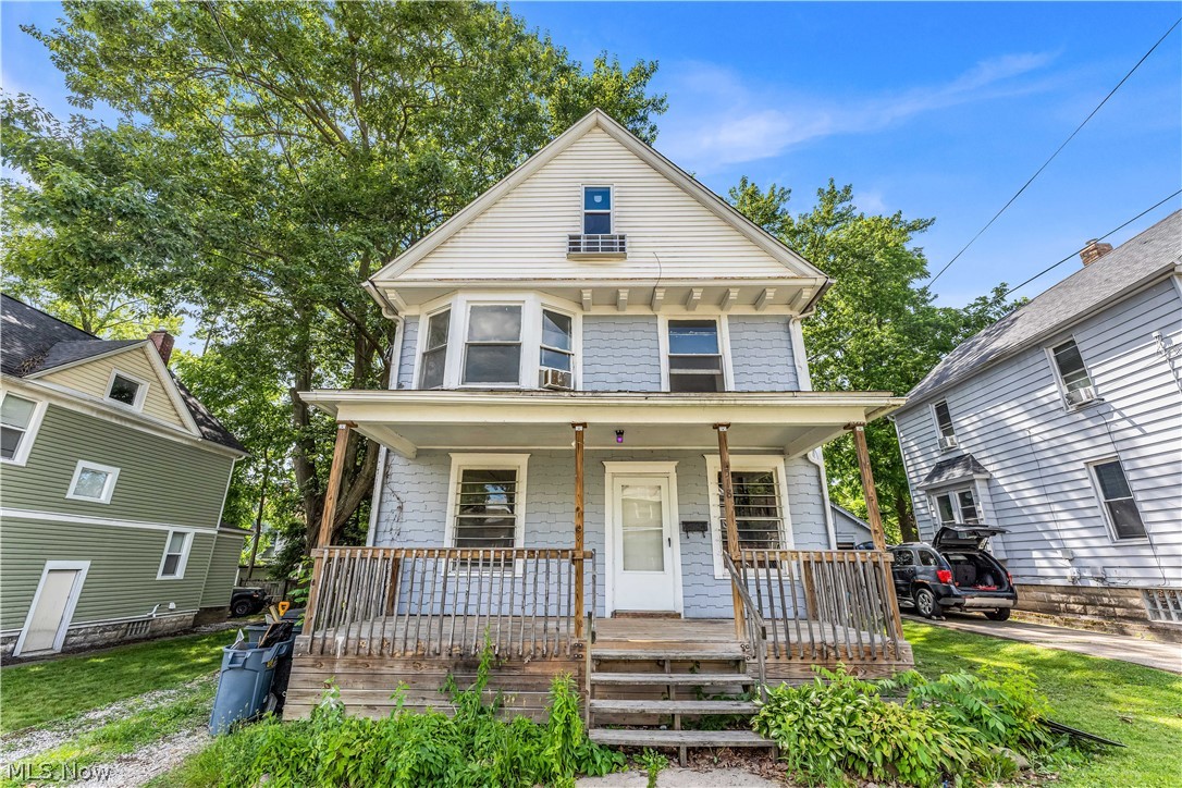 518 Sumner Street Property Photo 2