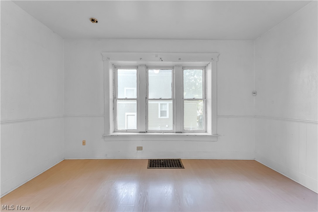 518 Sumner Street Property Photo 12