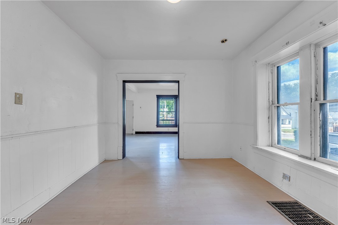518 Sumner Street Property Photo 13