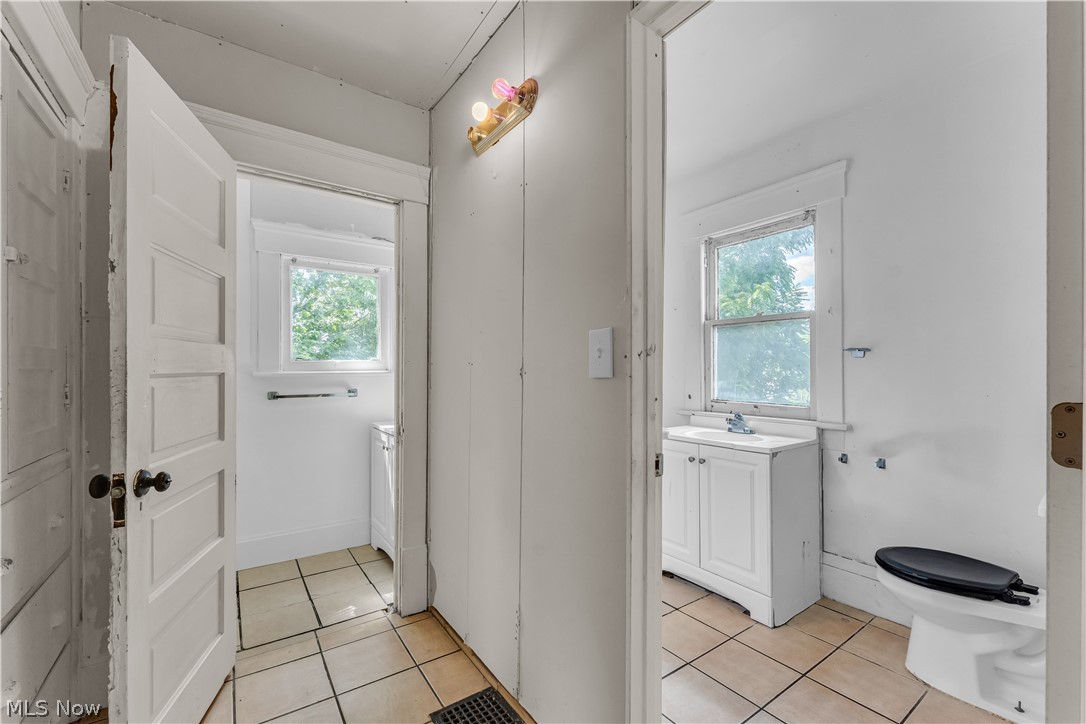 518 Sumner Street Property Photo 17