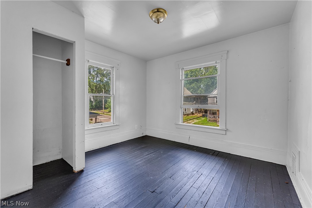 518 Sumner Street Property Photo 27