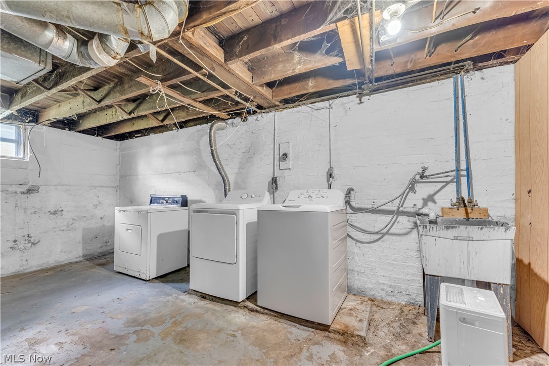 518 Sumner Street Property Photo 38