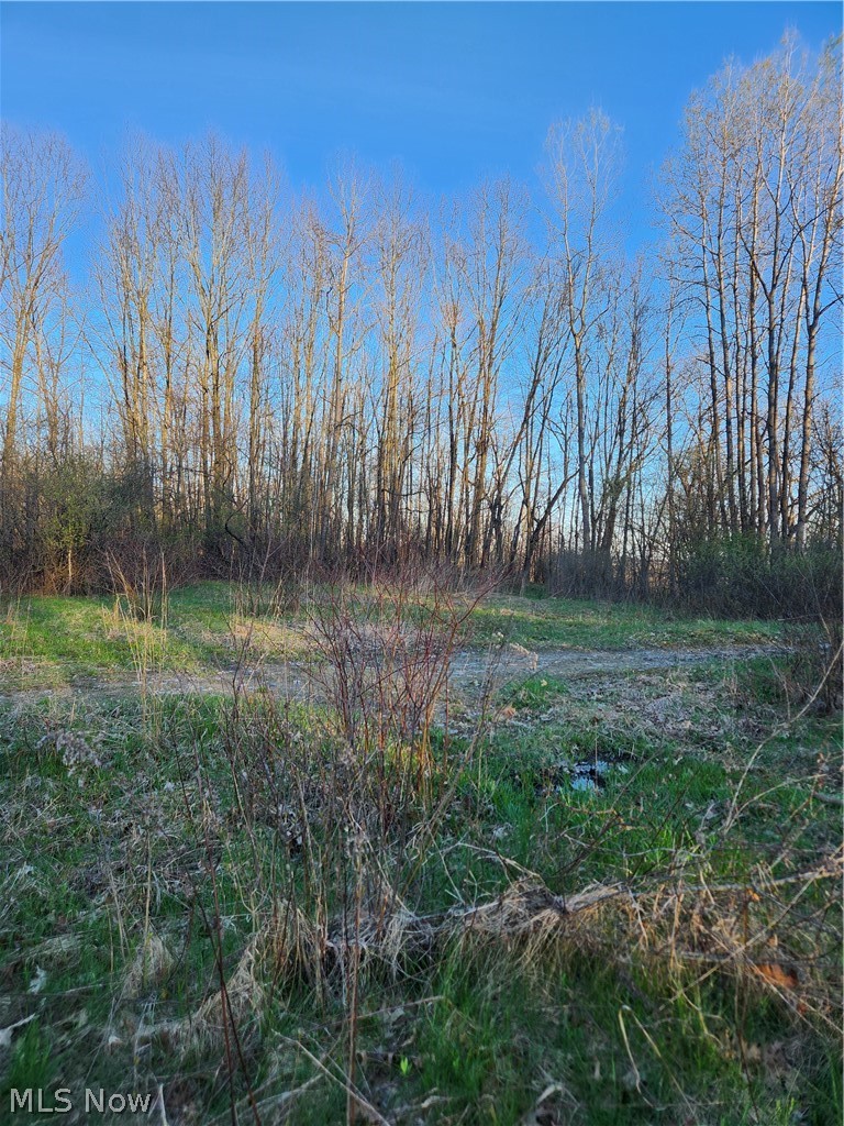 Brecknock Property Photo 2