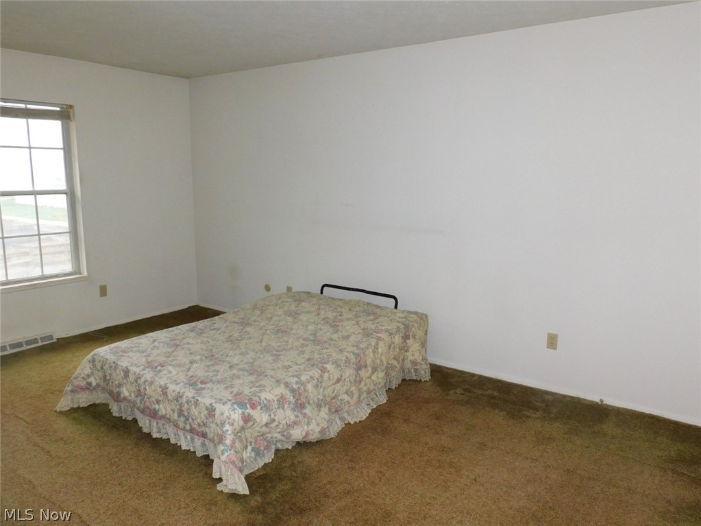 8027 Independence Drive Property Photo 10