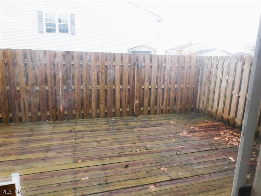 8027 Independence Drive Property Photo 12
