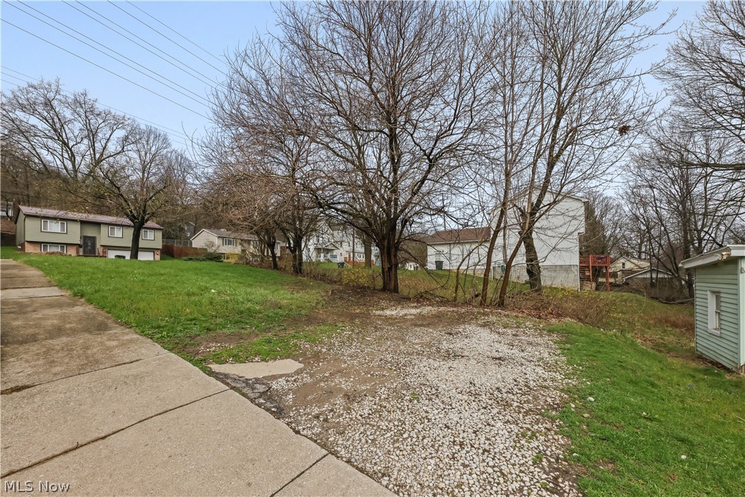 529 Bina Avenue Property Photo 34