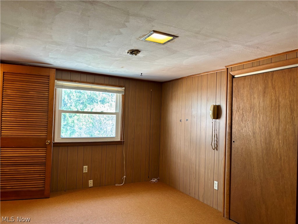 319 Summit Avenue Property Photo 21