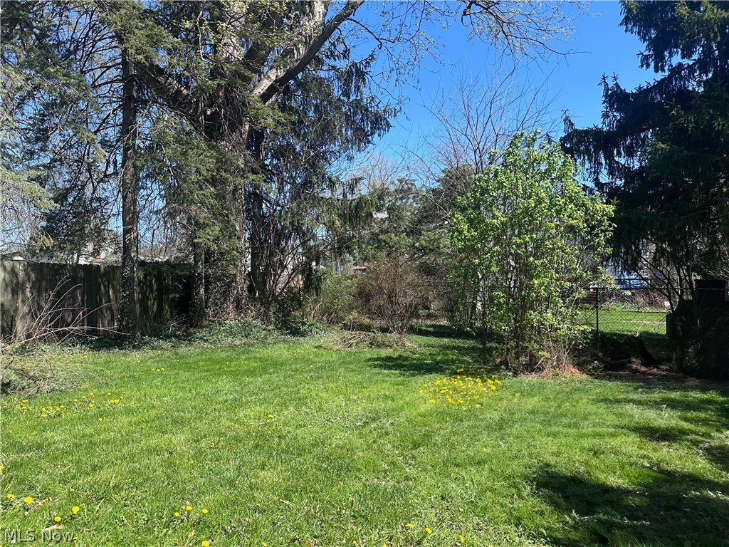 319 Summit Avenue Property Photo 30