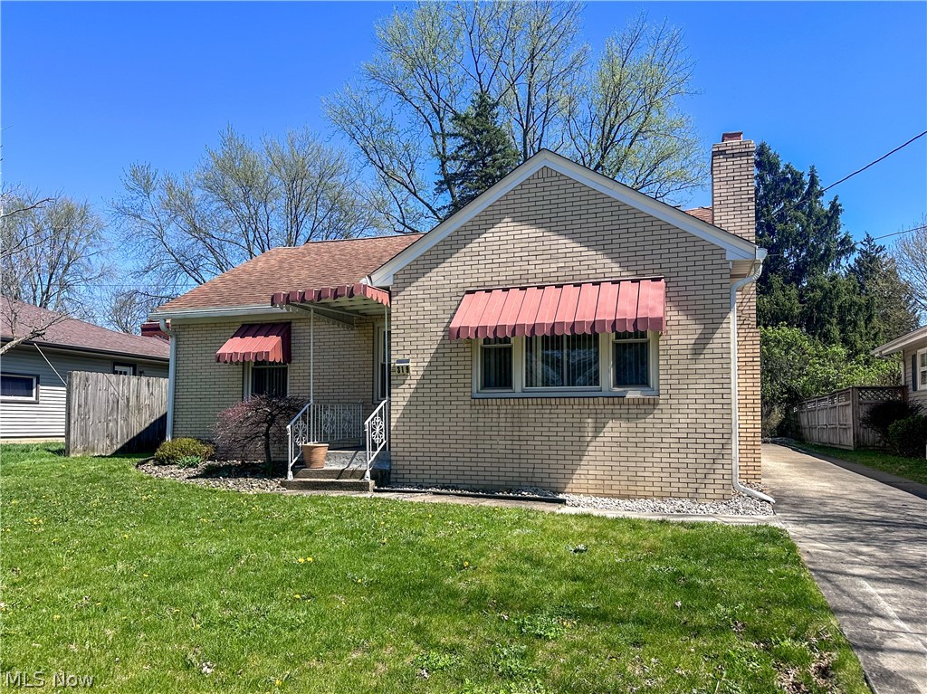319 Summit Avenue Property Photo 32