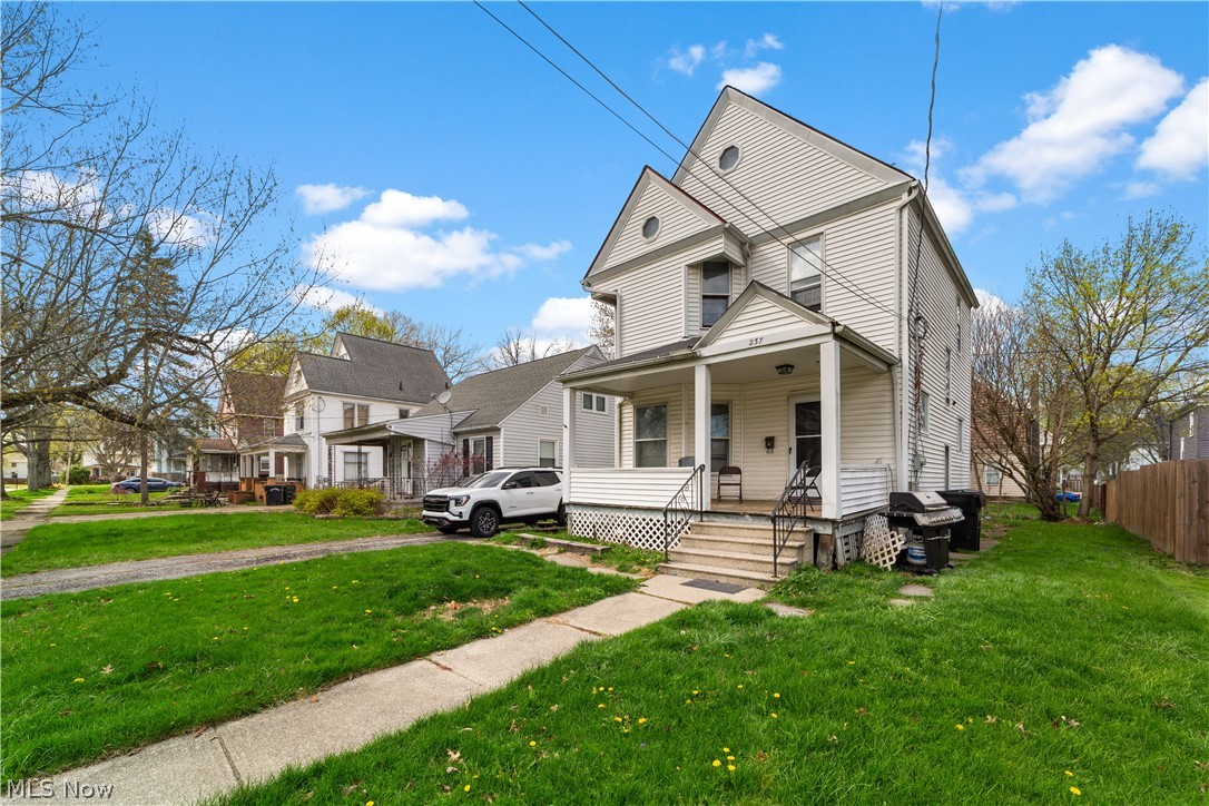 237 Wooster Street Property Photo 3