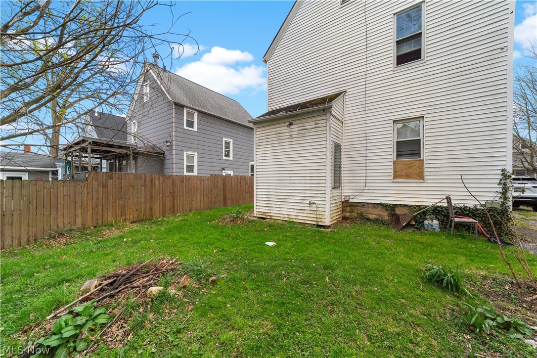 237 Wooster Street Property Photo 11