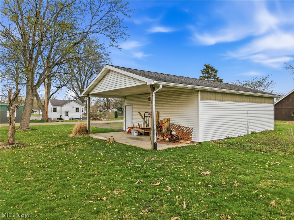 27268 Lakeside Drive Property Photo 36
