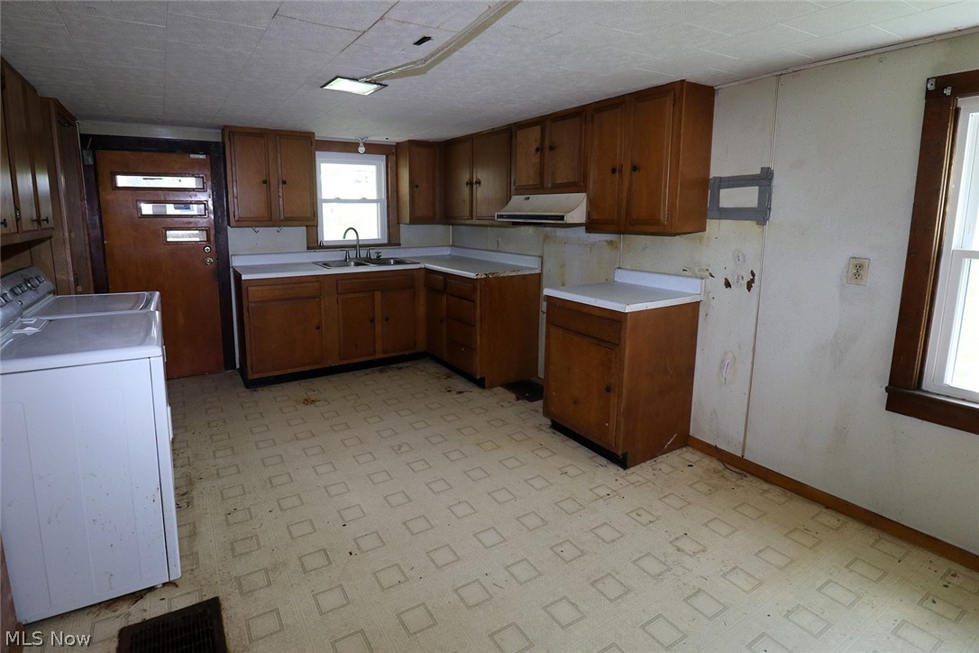 1041 County Road 14 Property Photo 8