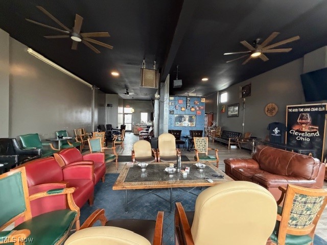 524 E 200th Street Property Photo 11
