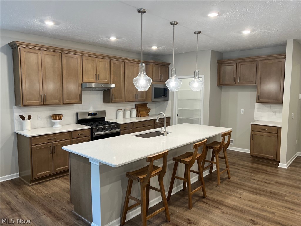 8274 Clydesdale Drive Property Photo 3