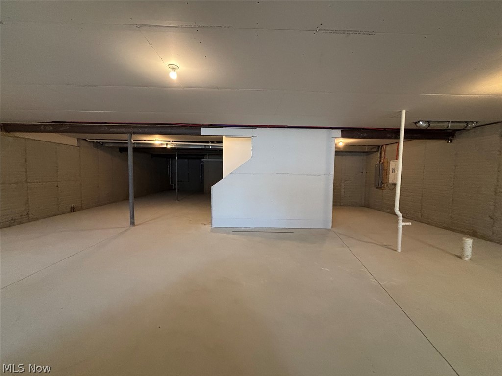 8274 Clydesdale Drive Property Photo 12