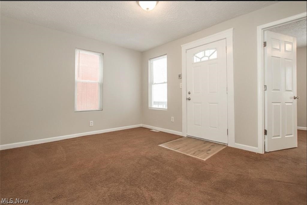 2177 W 31st Street Property Photo 3