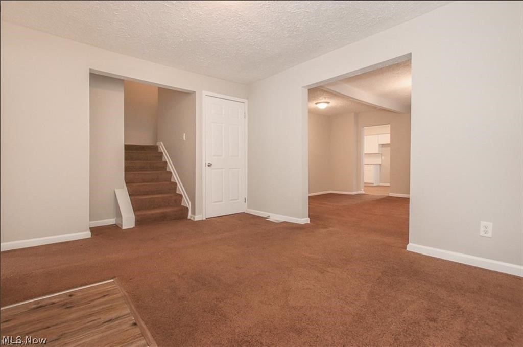 2177 W 31st Street Property Photo 4