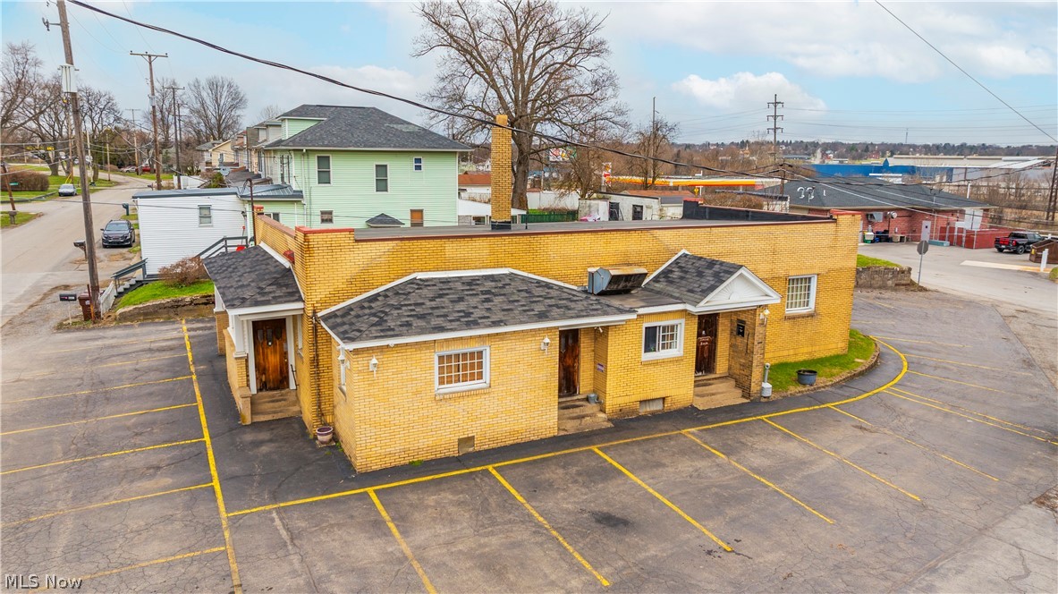802 Standard Avenue Property Photo 3
