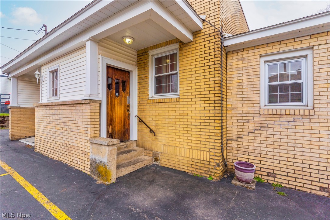 802 Standard Avenue Property Photo 6