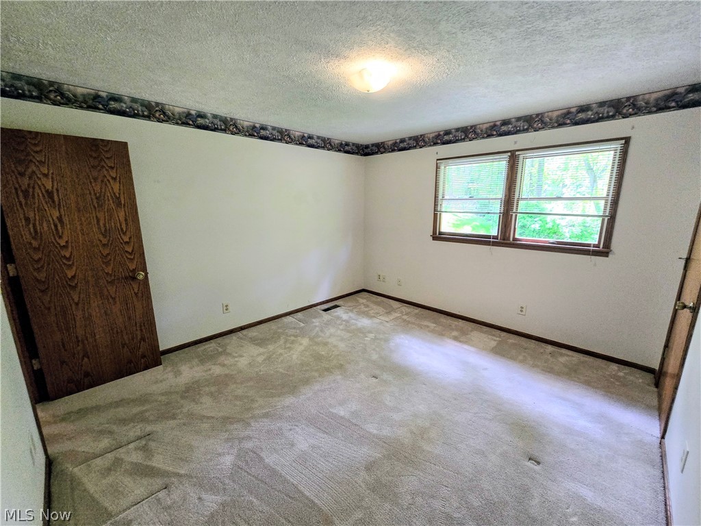 121 Beckett Court Property Photo 14