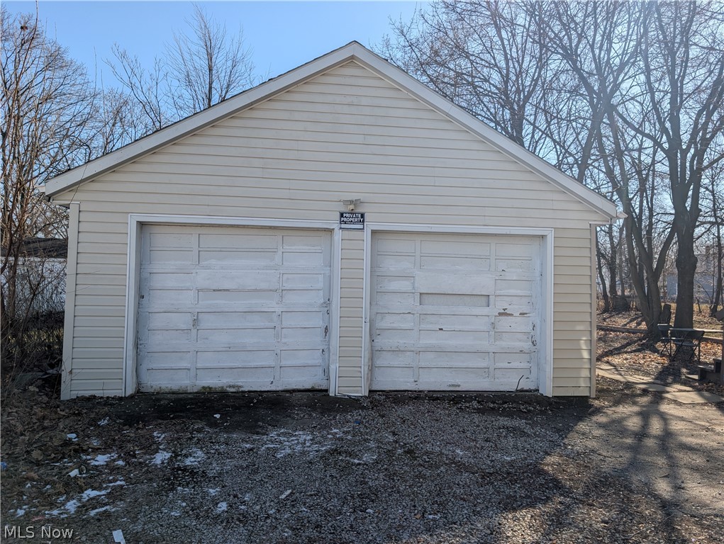 122 Elbe Street Property Photo 32