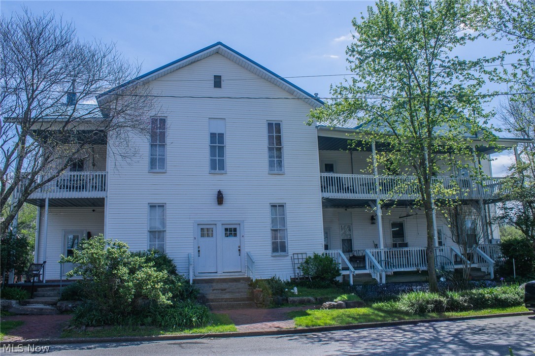 301 & 301 1/2 EAST