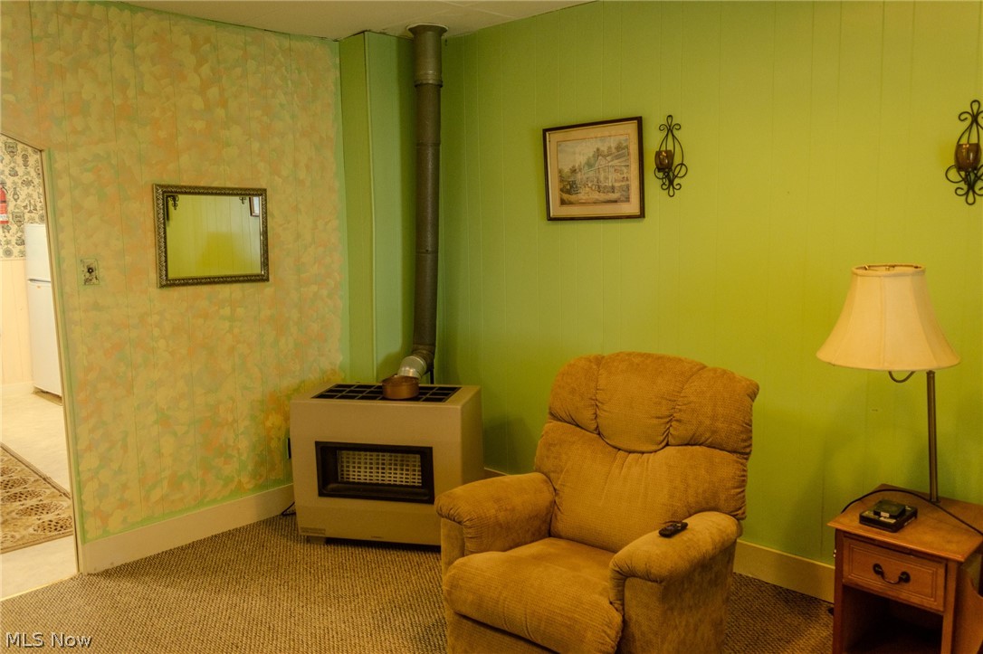 301 & 301 1/2 East Property Photo 21
