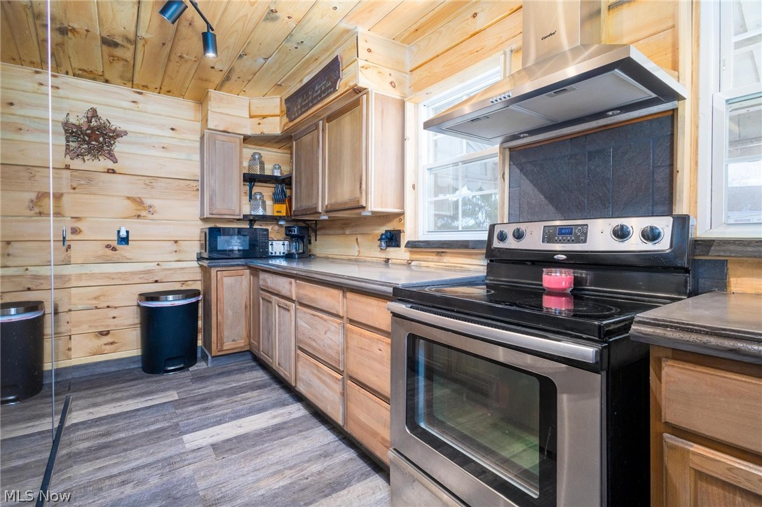 195 Gilson Avenue Property Photo 12