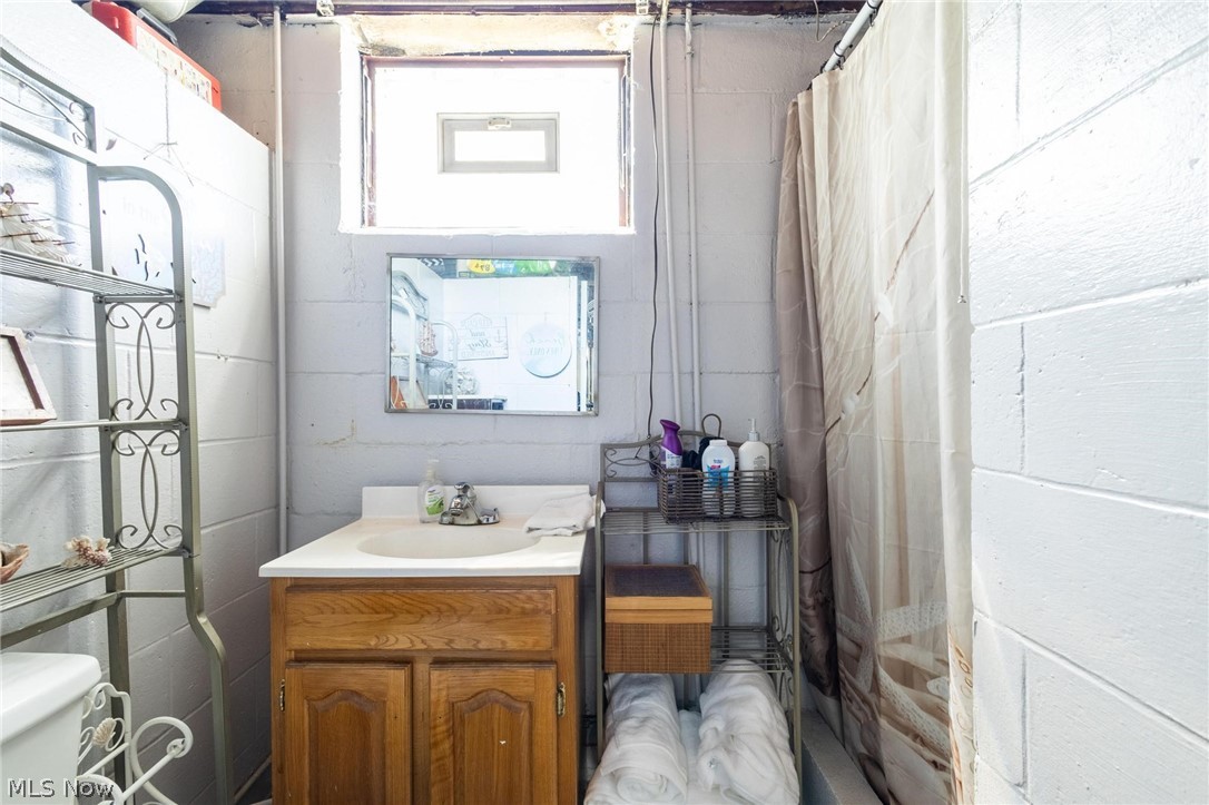 195 Gilson Avenue Property Photo 32
