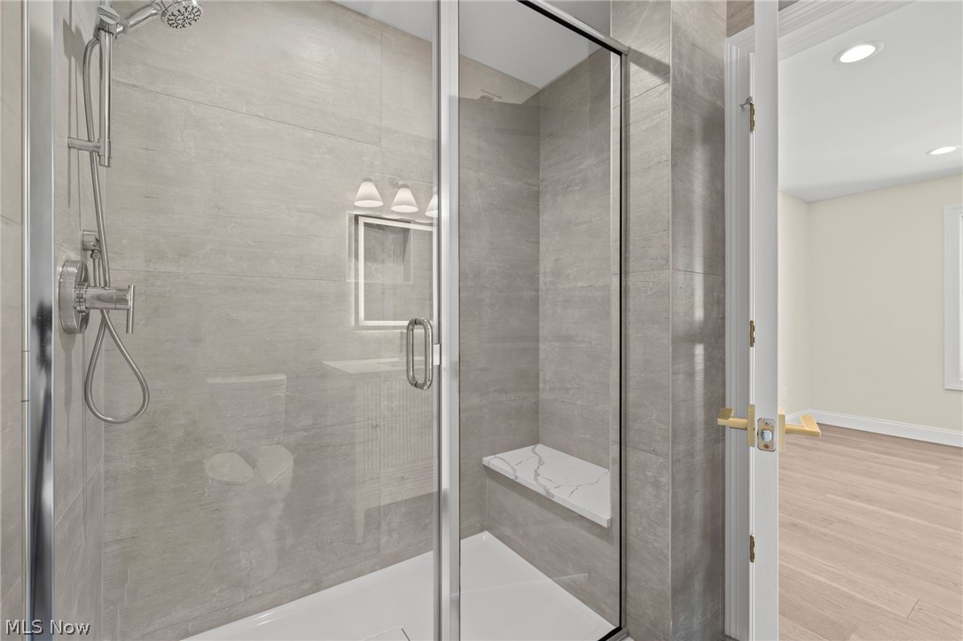 5084 Neptune Oval Property Photo 15