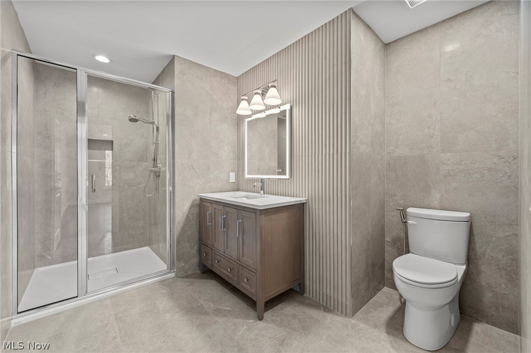 5084 Neptune Oval Property Photo 16