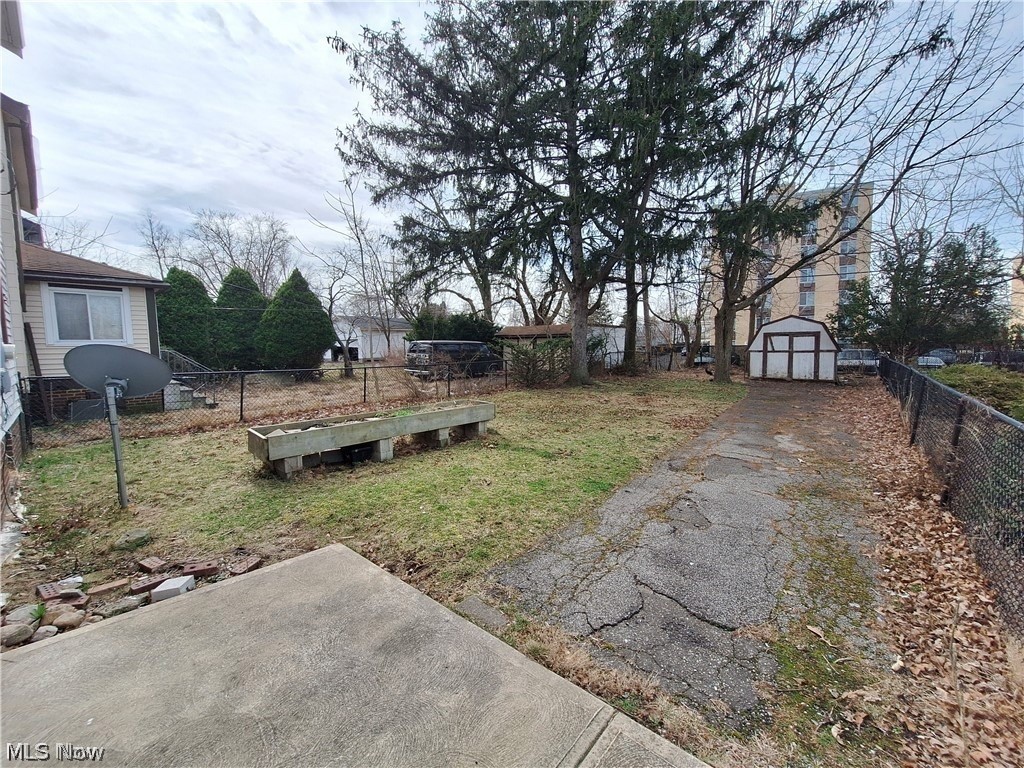 1018 E 169th Street Property Photo 2