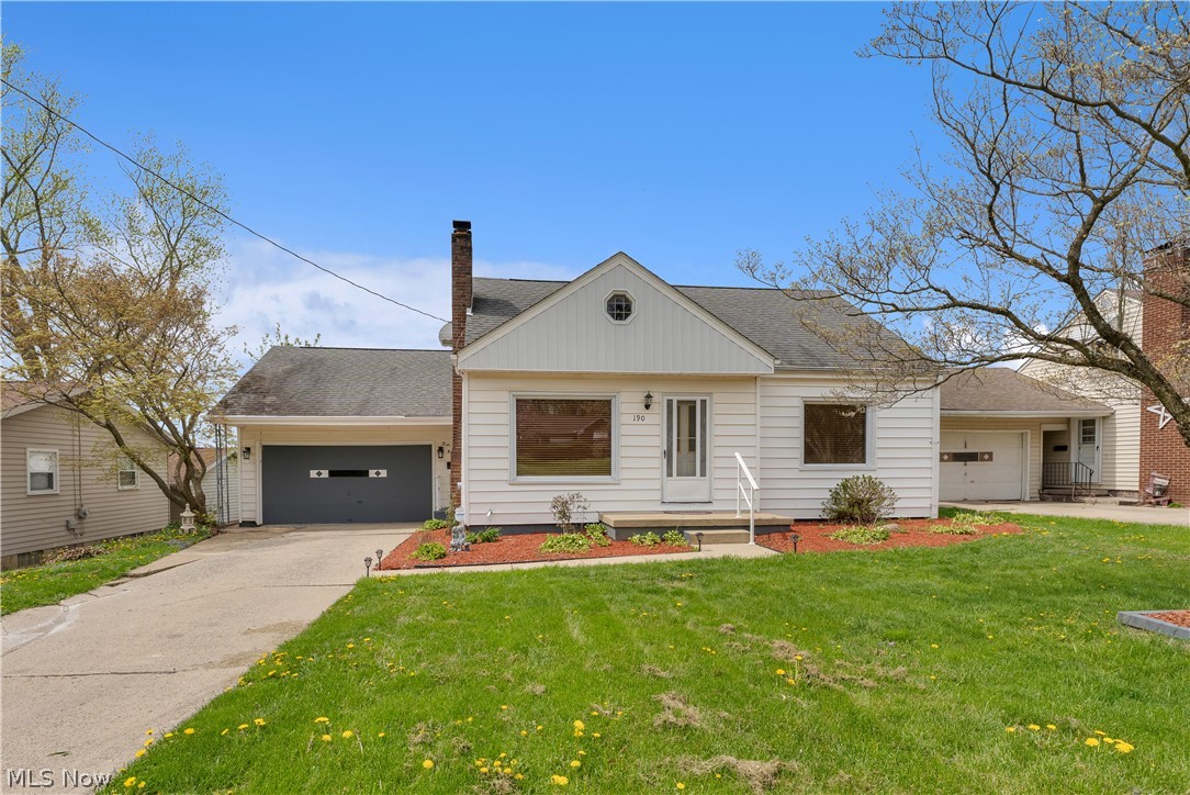 190 Struthers Liberty Road Property Photo 1