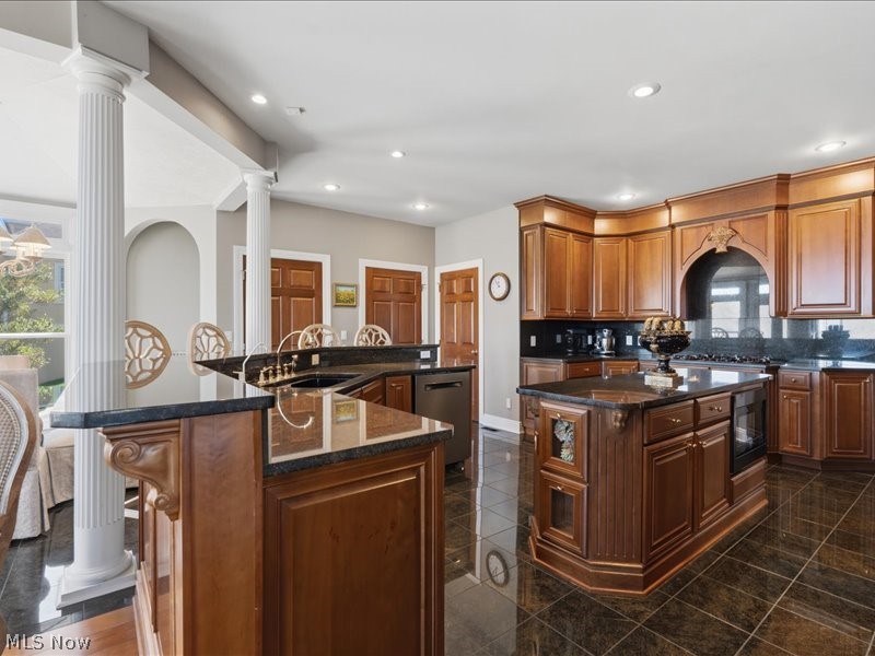 31 Wyndemere Property Photo 19