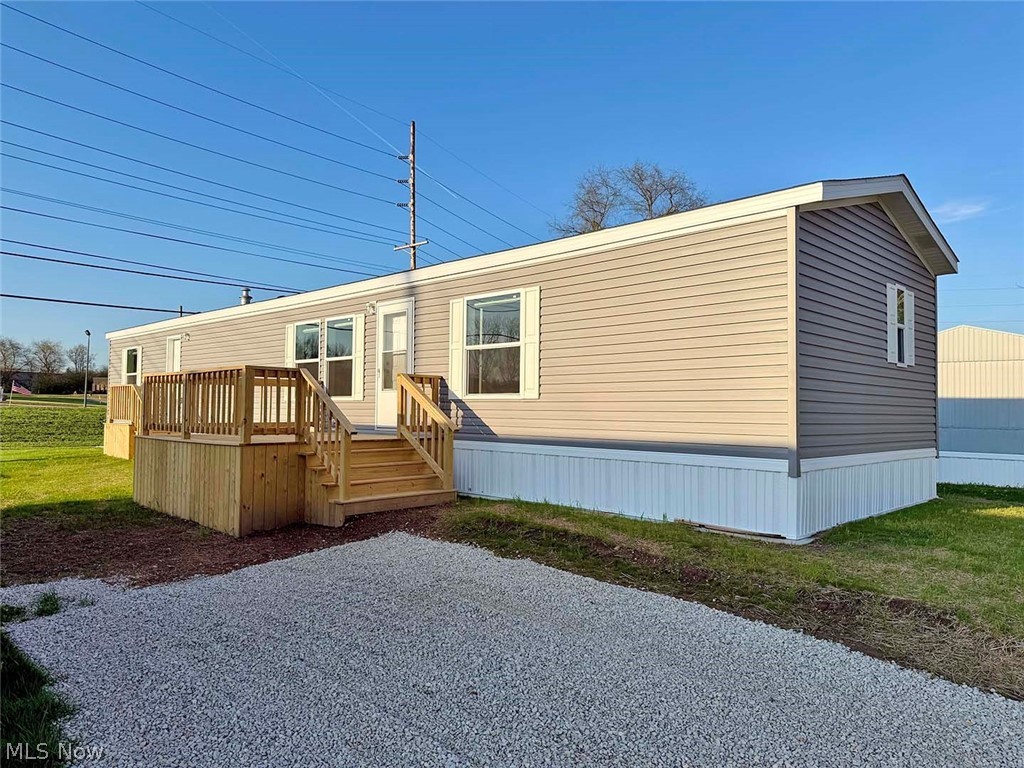 924 Mountain View Drive Property Photo 1