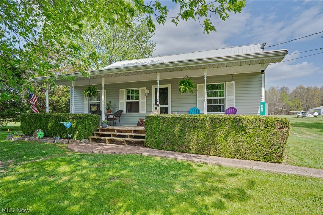 297 Hales Landing Property Photo 1