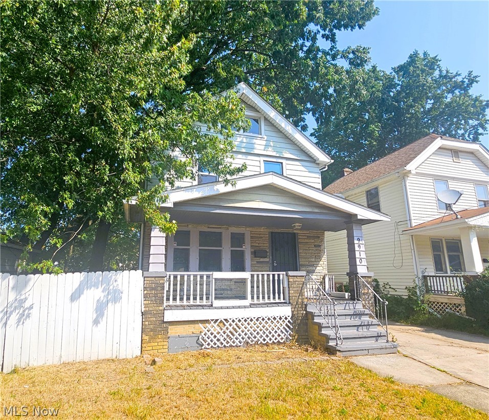 9910 Zimmer Avenue Property Photo 1
