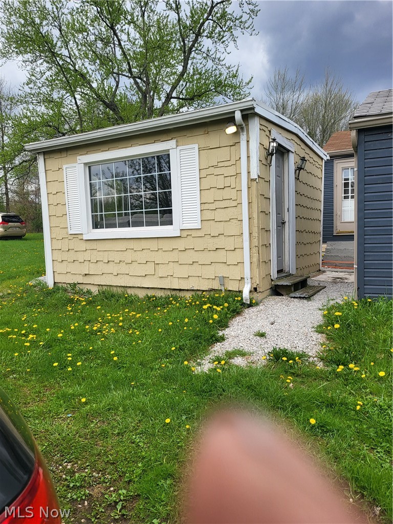 446 E Steels Corners Road Property Photo 5