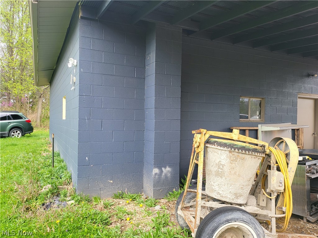 446 E Steels Corners Road Property Photo 8