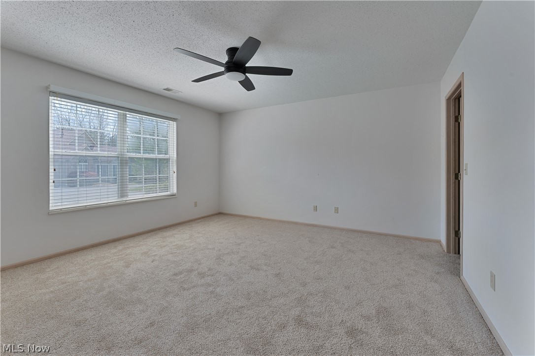 695 E Western Reserve Road 602 Property Photo 11