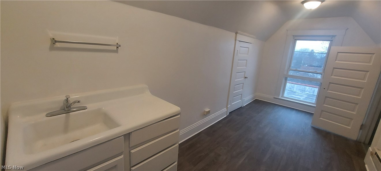 3634 Bosworth Road Property Photo 6