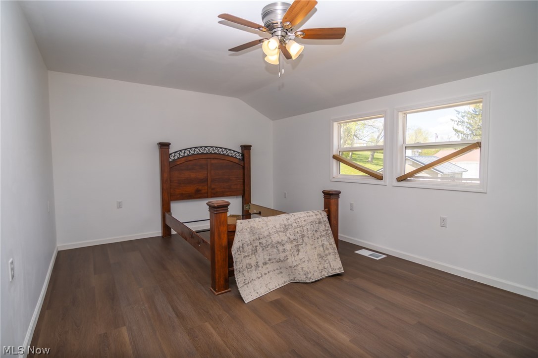 337 Highway 7 N Property Photo 16